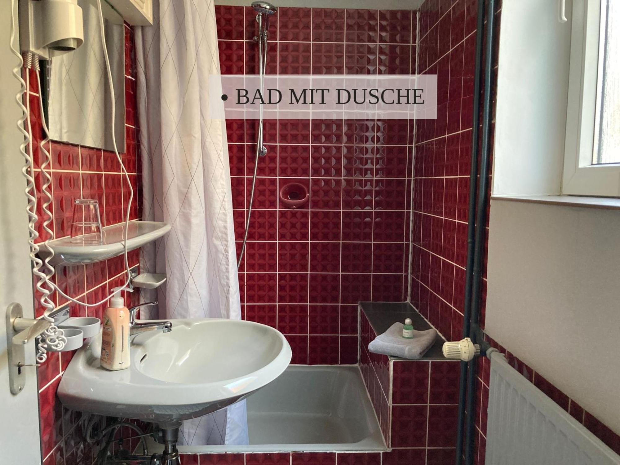 וורמן Haus Krabbe Apartments, Zentral Gelegen Im Idyllischen Nordseeort Zwischen Bremerhaven Und Cuxhaven, Hunde Kostenfrei Willkommen, Hauseigene Kostenfreie Parkplaetze מראה חיצוני תמונה
